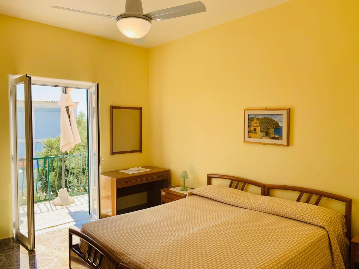Pensione Casa Verde Sant'Angelo  ภายนอก รูปภาพ