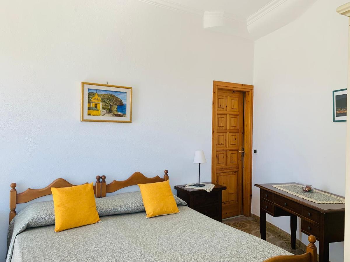 Pensione Casa Verde Sant'Angelo  ภายนอก รูปภาพ