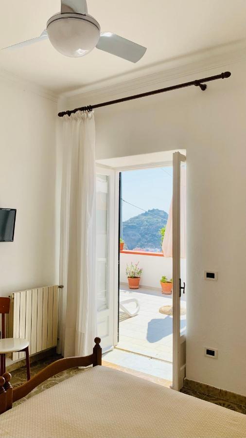 Pensione Casa Verde Sant'Angelo  ภายนอก รูปภาพ