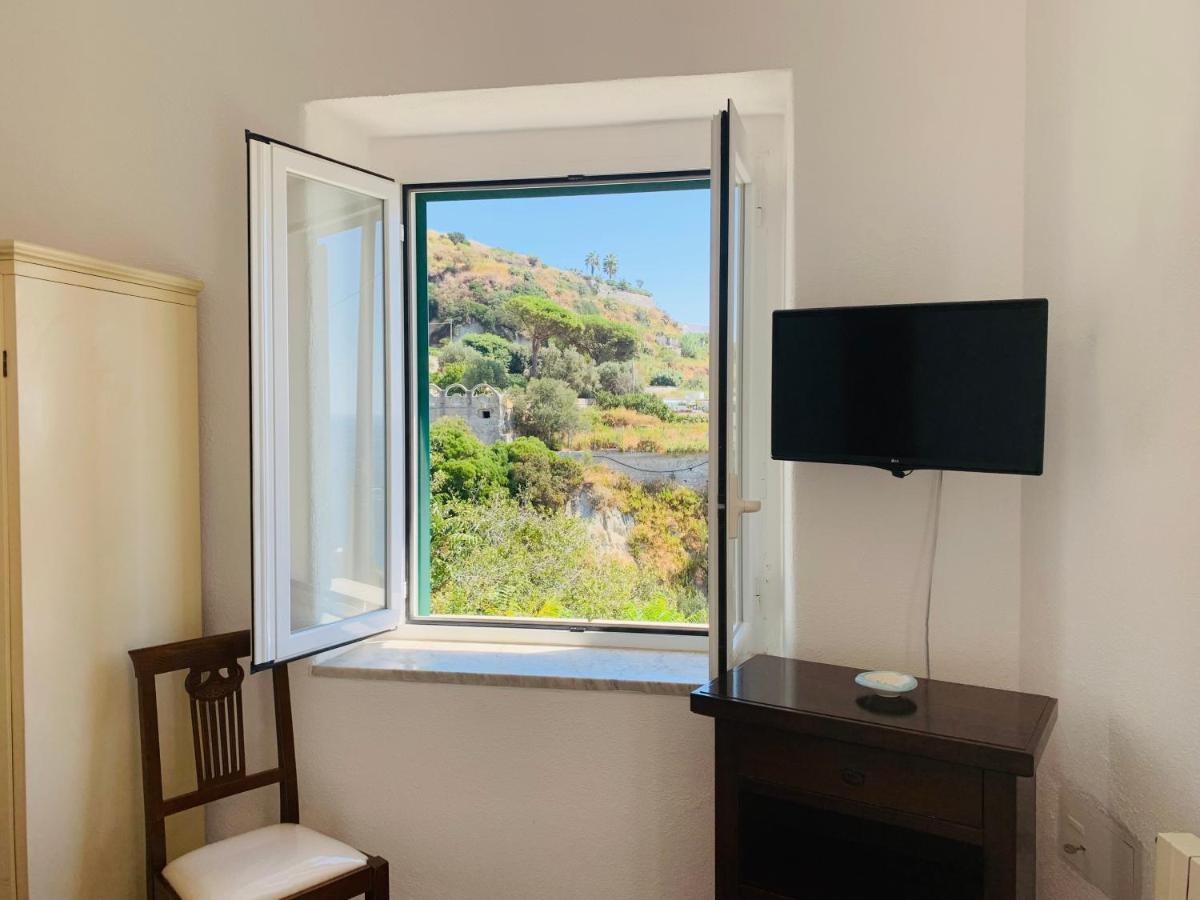 Pensione Casa Verde Sant'Angelo  ภายนอก รูปภาพ